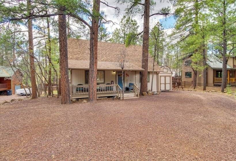 Updated Pinetop Home: 5 Mi To Woodland Lake Park!