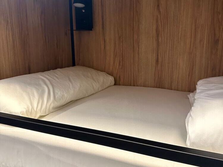 Velvet Hostels Pacifico