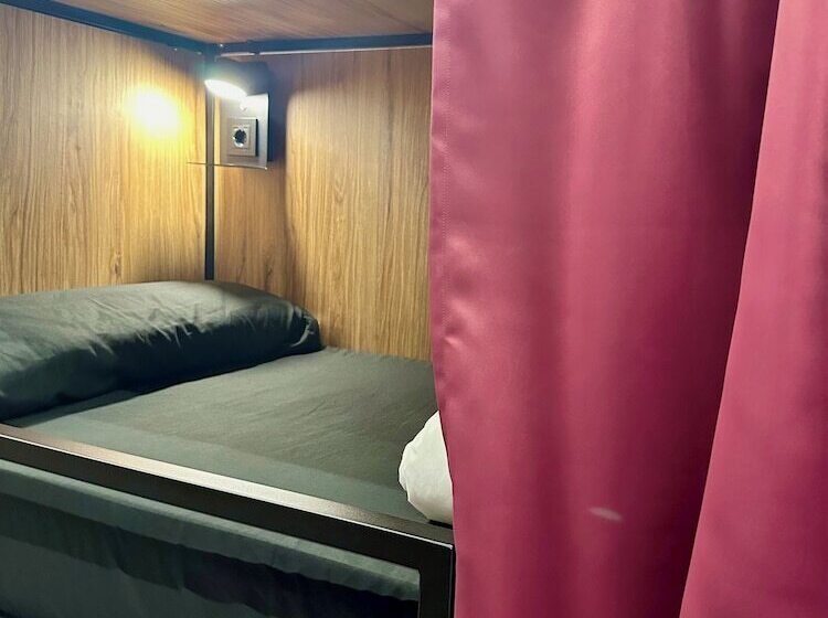 Velvet Hostels Pacifico