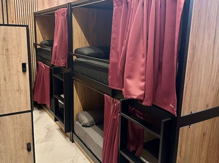 Velvet Hostels Pacifico