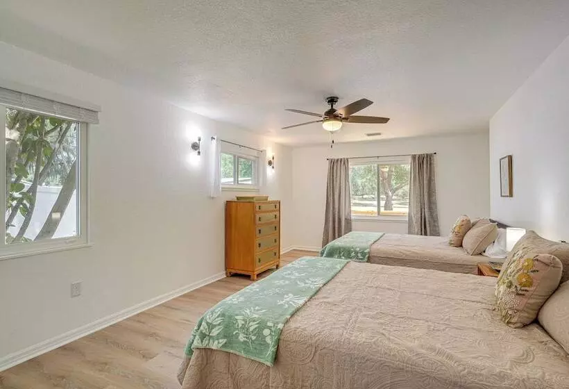 Waterfront Home On Crooked Lake W/ Game Room!