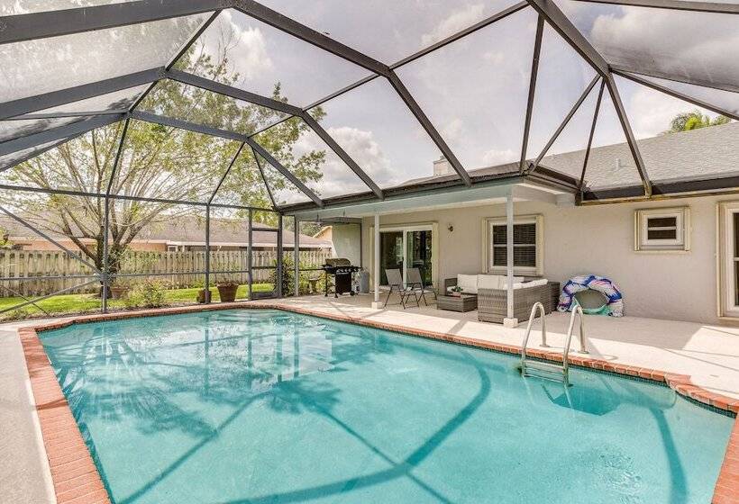 Wellington Vacation Rental: Private Saltwater Pool