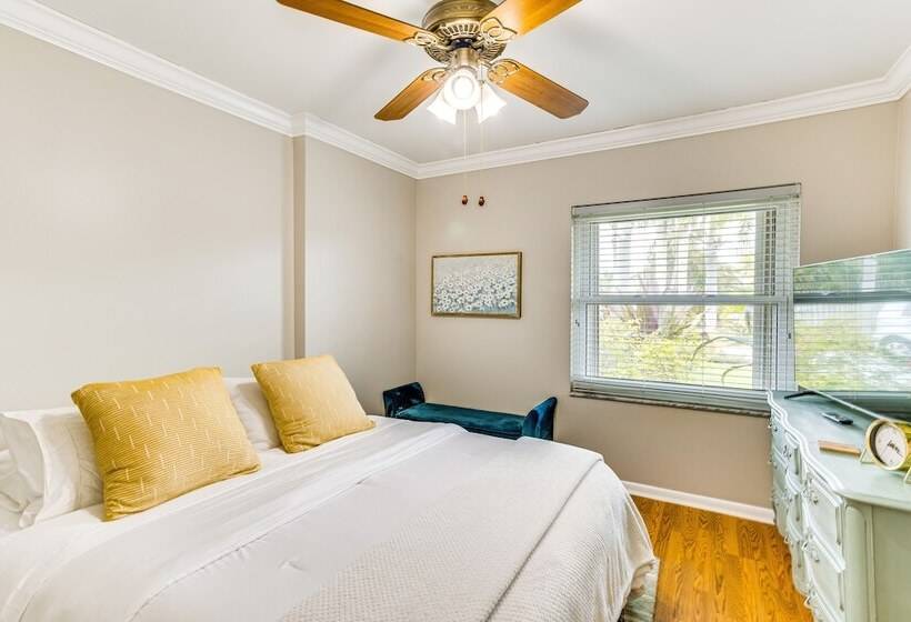 Wellington Vacation Rental: Private Saltwater Pool