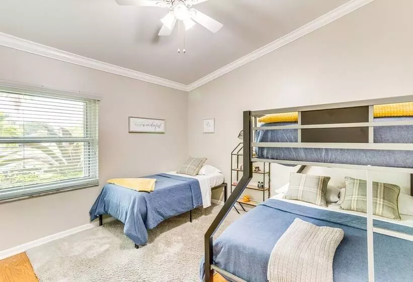 Wellington Vacation Rental: Private Saltwater Pool