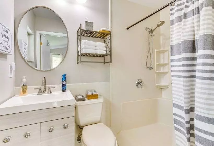 Wellington Vacation Rental: Private Saltwater Pool