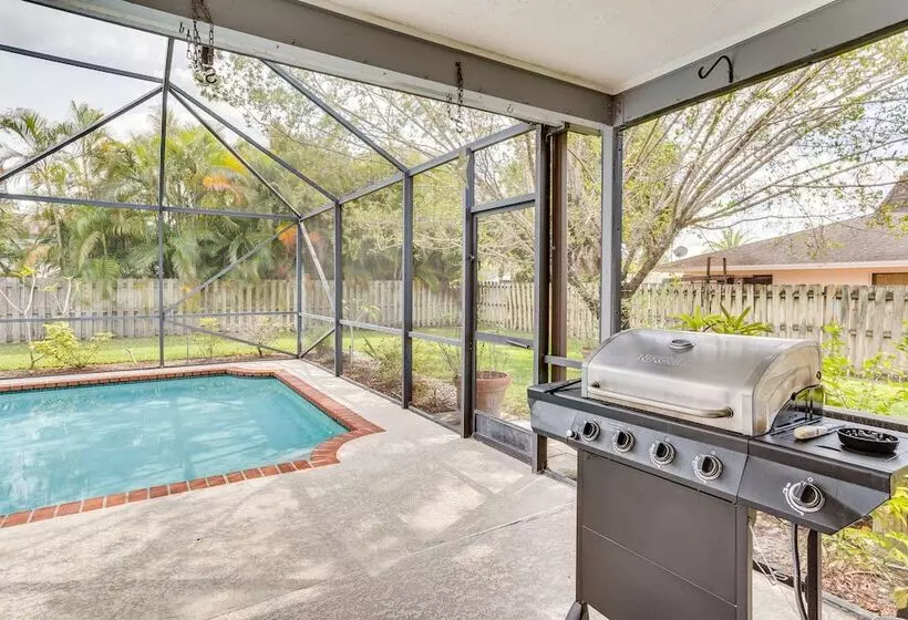 Wellington Vacation Rental: Private Saltwater Pool