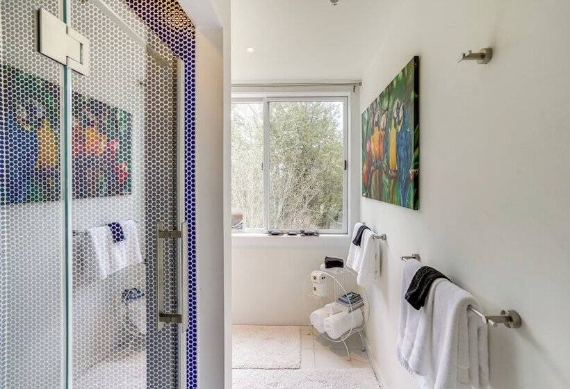 Contemporary Catskills Area Retreat W/ Deck!