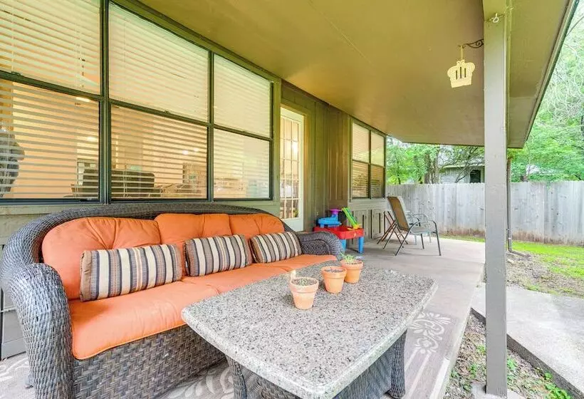 Modern Cedar Park Home: 20 Mi To Downtown Austin!