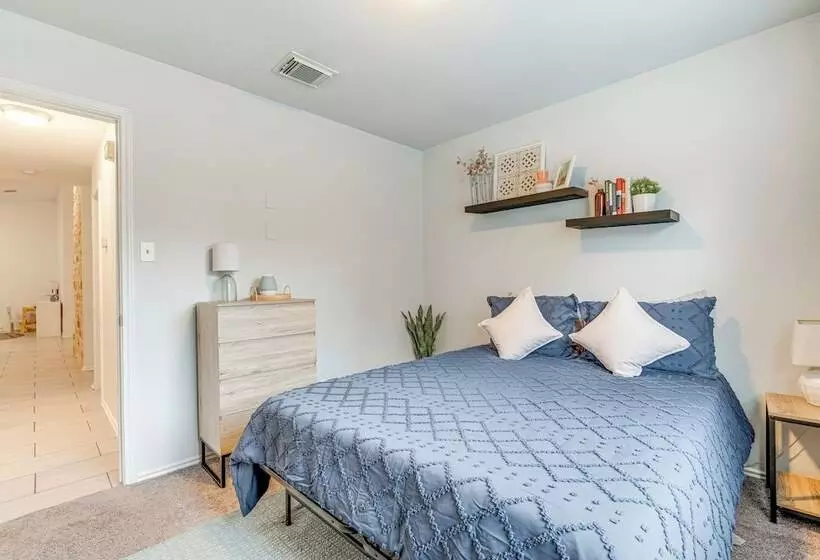 Modern Cedar Park Home: 20 Mi To Downtown Austin!