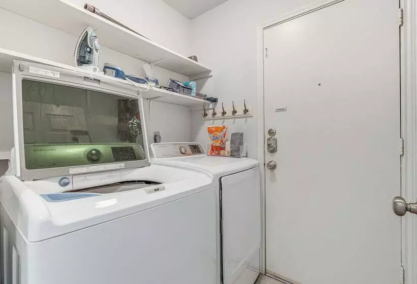 Modern Cedar Park Home: 20 Mi To Downtown Austin!