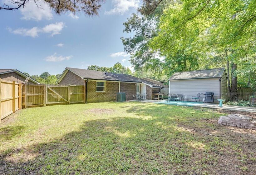 Cozy Goose Creek Escape W/ Patio & Grill