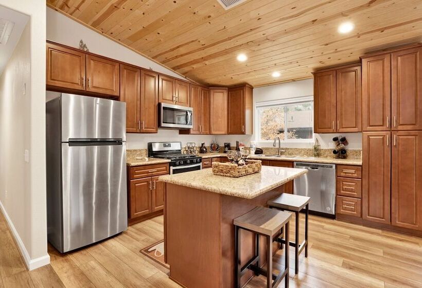 Geronimo Log Cabin #2347