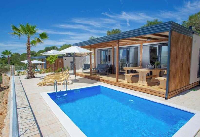 בית מלון כפרי Lastura Mobile Homes