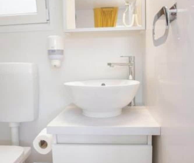 בית מלון כפרי Lastura Mobile Homes