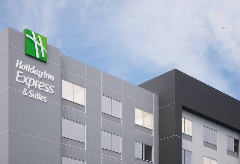 בית מלון כפרי Holiday Inn Express & Suites Fort Walton Beach Eglin Area, An Ihg