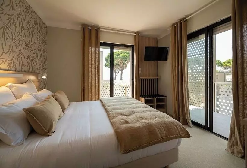 Hotelli Hôtel La Ménado