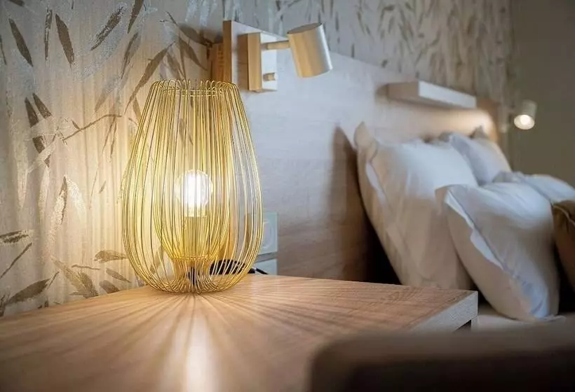 Hotelli Hôtel La Ménado