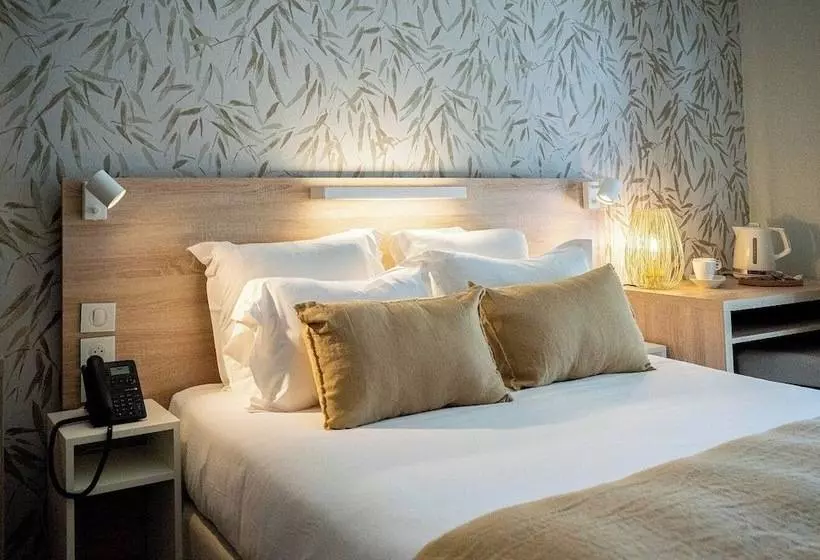 Hotelli Hôtel La Ménado