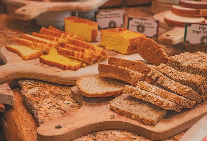 هتل Italian Palace