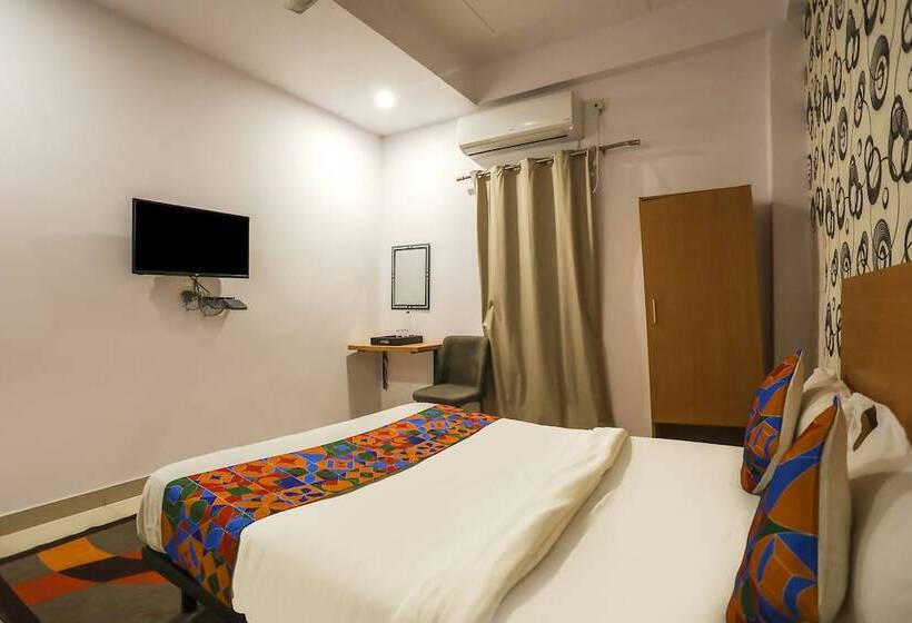 Fabhotel Pranjul Inn