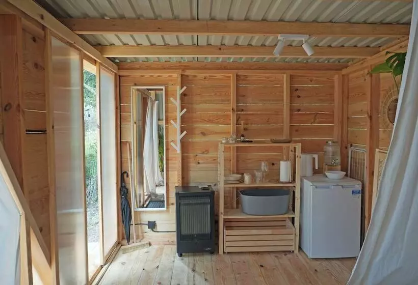 田舎風ホテル Tranquilo Glamping
