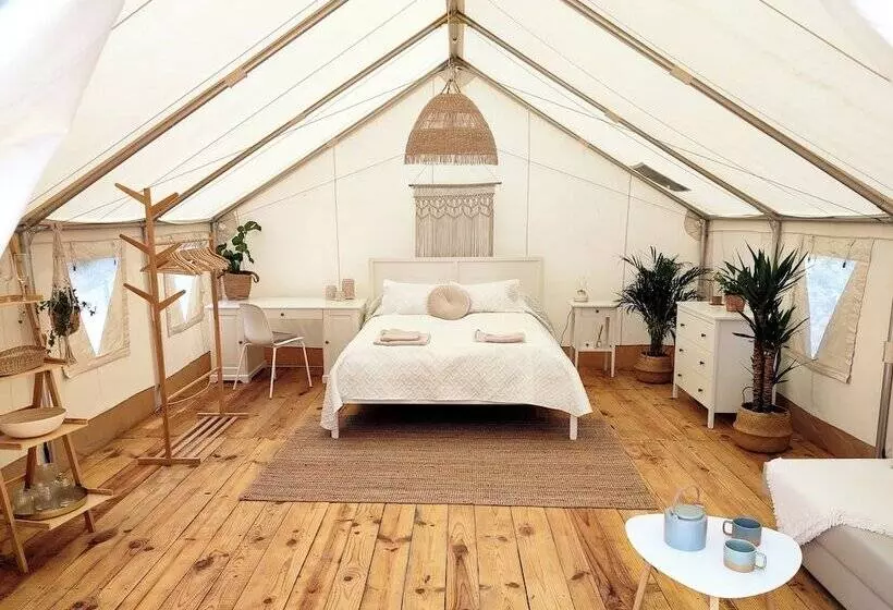 田舎風ホテル Tranquilo Glamping