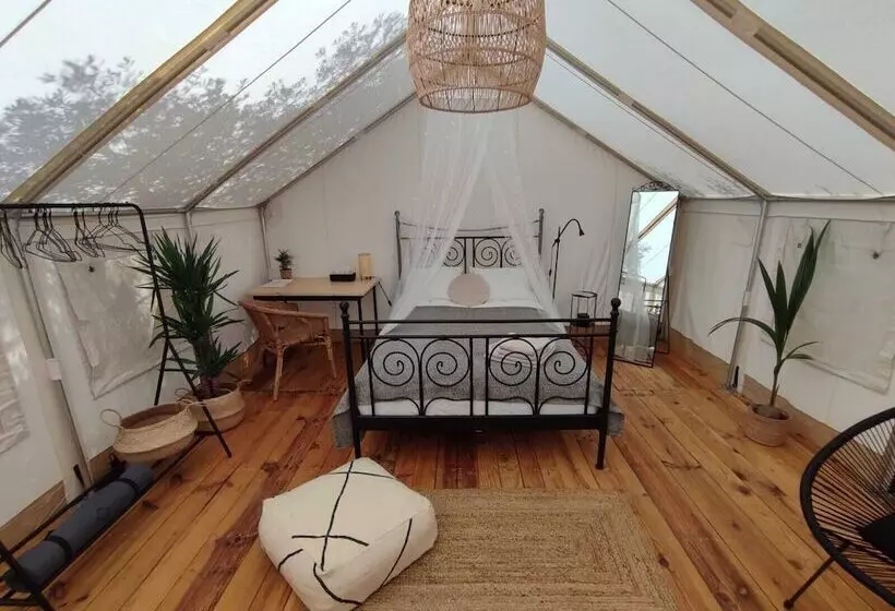 田舎風ホテル Tranquilo Glamping