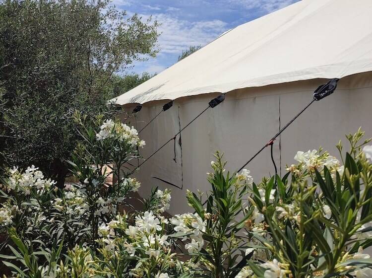 هتل روستایی Tranquilo Glamping