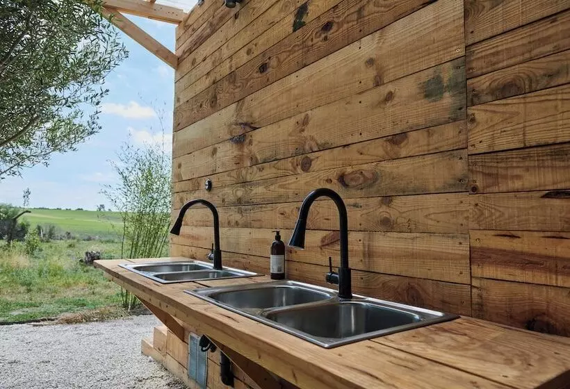 هتل روستایی Tranquilo Glamping