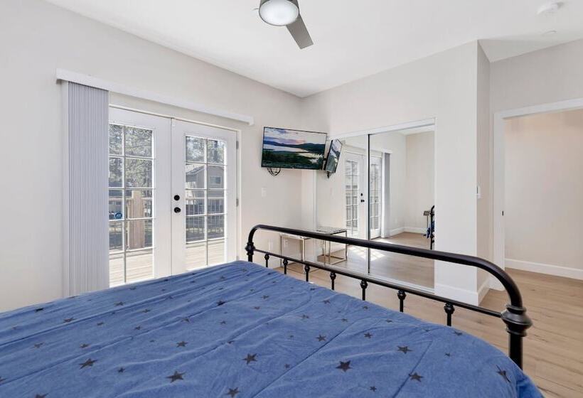 Mountain Palace #2018