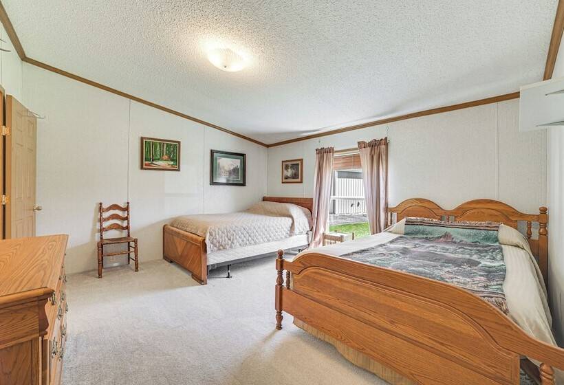 Peaceful Lakefront Home W/ Deck In West Branch!