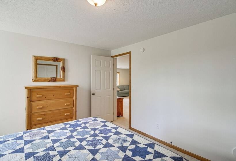 Pelican Rapids Lake House W/ Water Views + Dock!