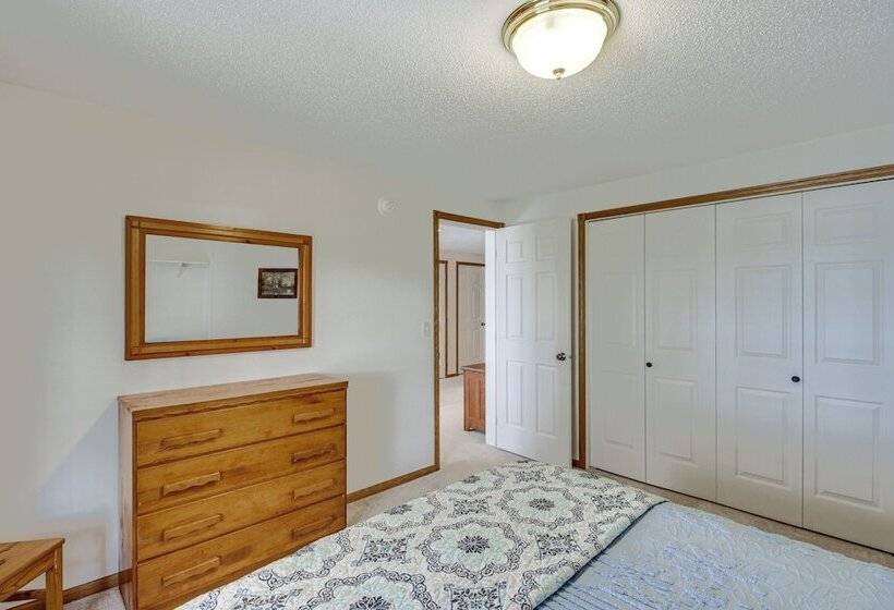 Pelican Rapids Lake House W/ Water Views + Dock!