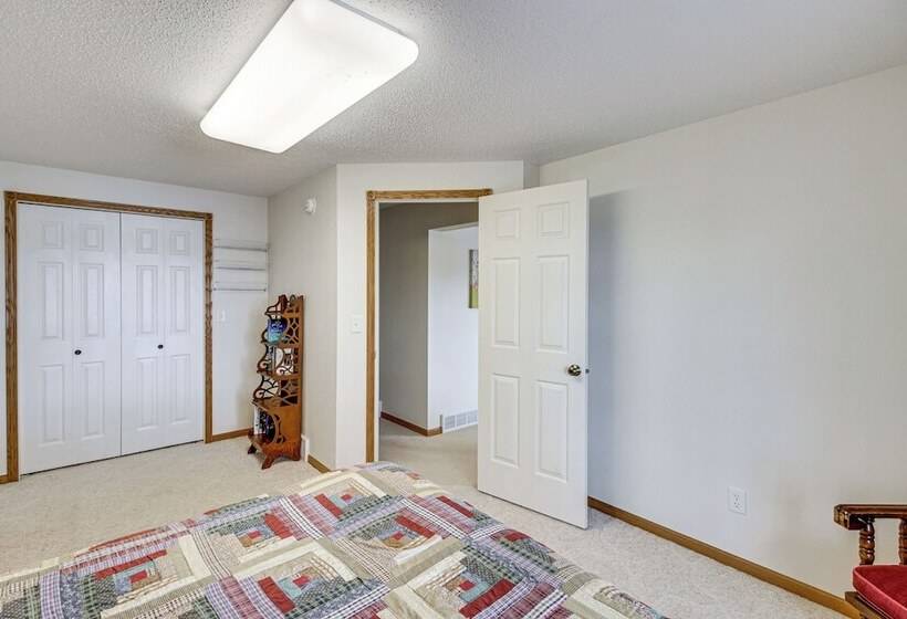 Pelican Rapids Lake House W/ Water Views + Dock!