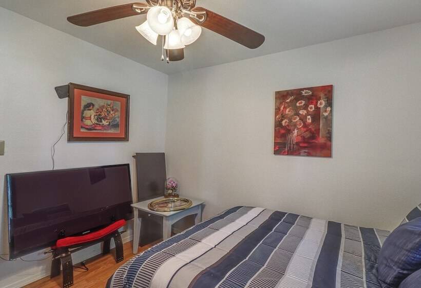 Quiet Atkins Home W/ Porch   Near Arkansas River!