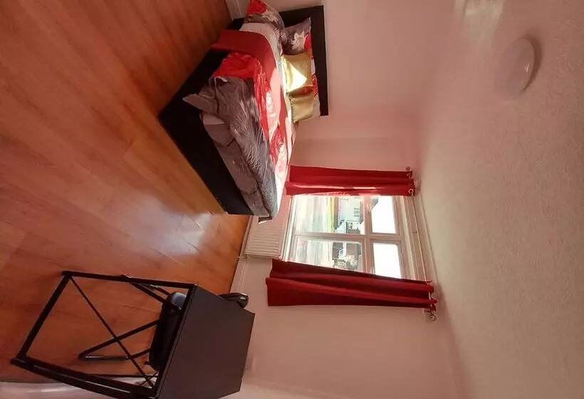 レジデンス Beautiful 5 Bed House In Dagenham Newly Renovated