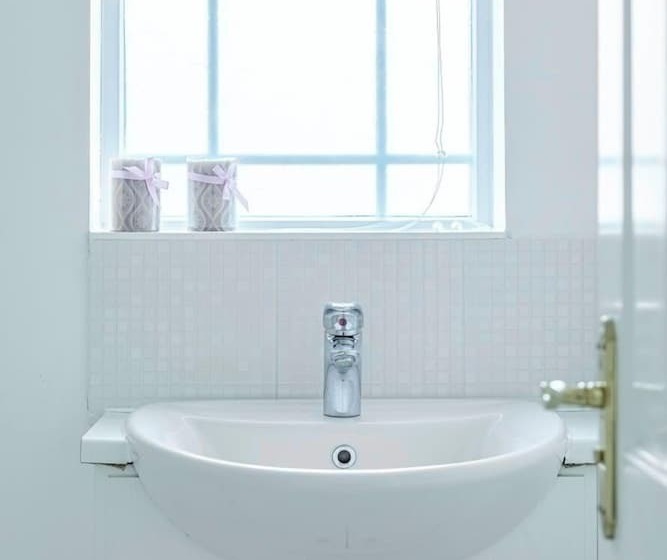 住所 Stunning 4 Bed House In Camberley