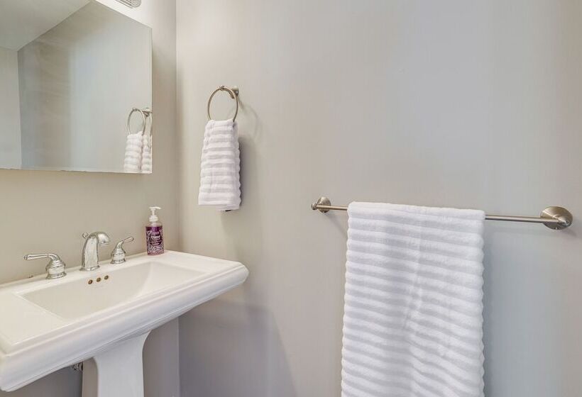 Riverfront Home In Phillipsburg W/ Deck & Yard!