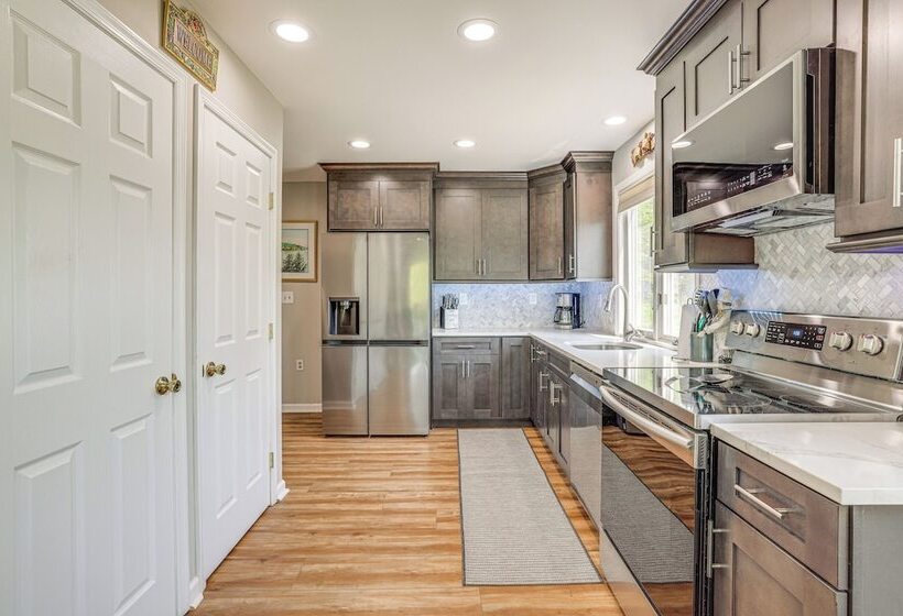 Riverfront Home In Phillipsburg W/ Deck & Yard!