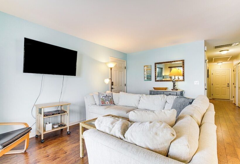 Selbyville Canal Front Home Near Beaches & Shops!