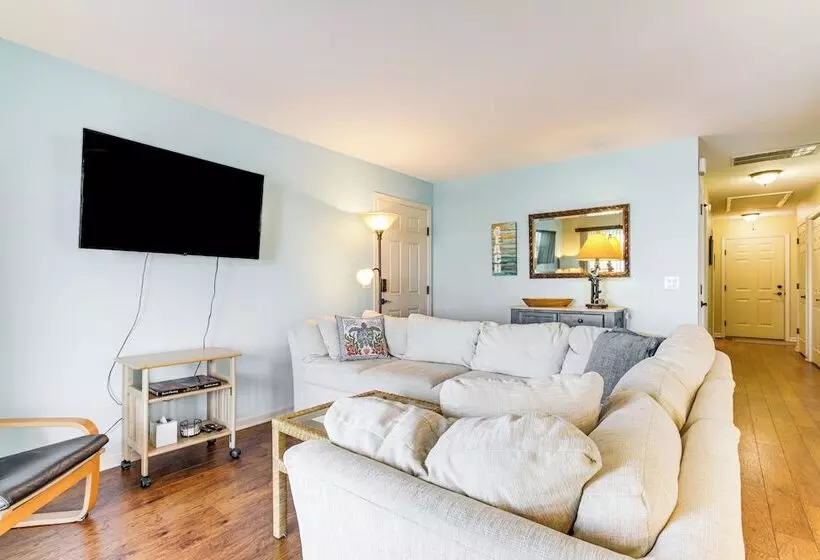 Selbyville Canal Front Home Near Beaches & Shops!