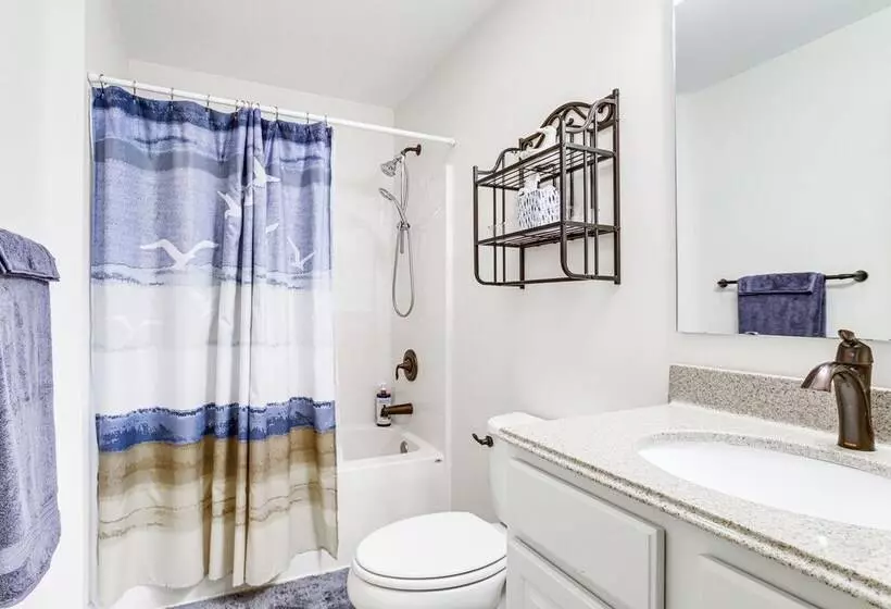 Selbyville Canal Front Home Near Beaches & Shops!