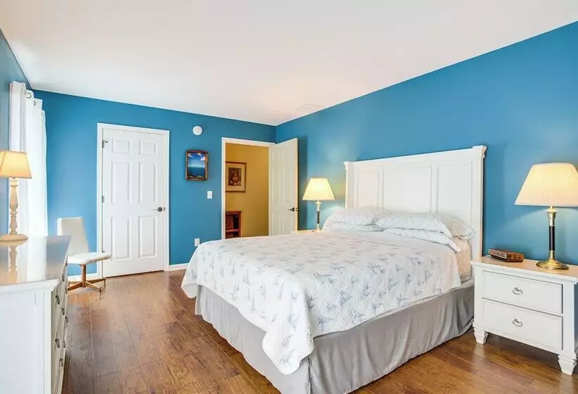 Selbyville Canal Front Home Near Beaches & Shops!