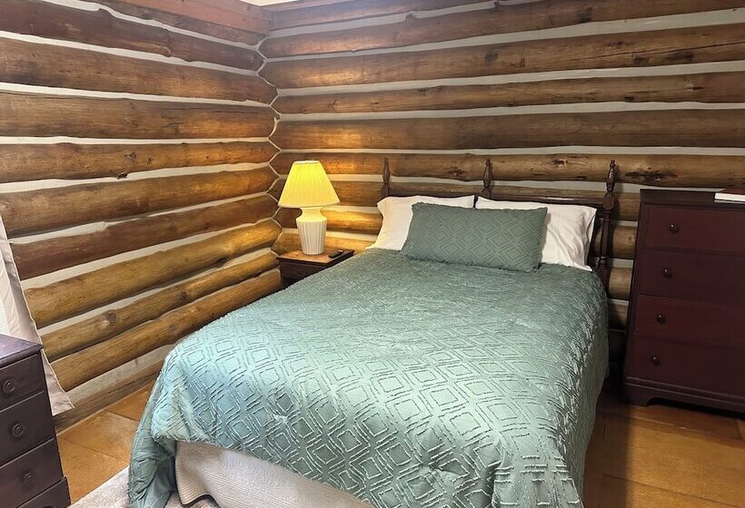 Stag Leap Cabins & Extended Stays