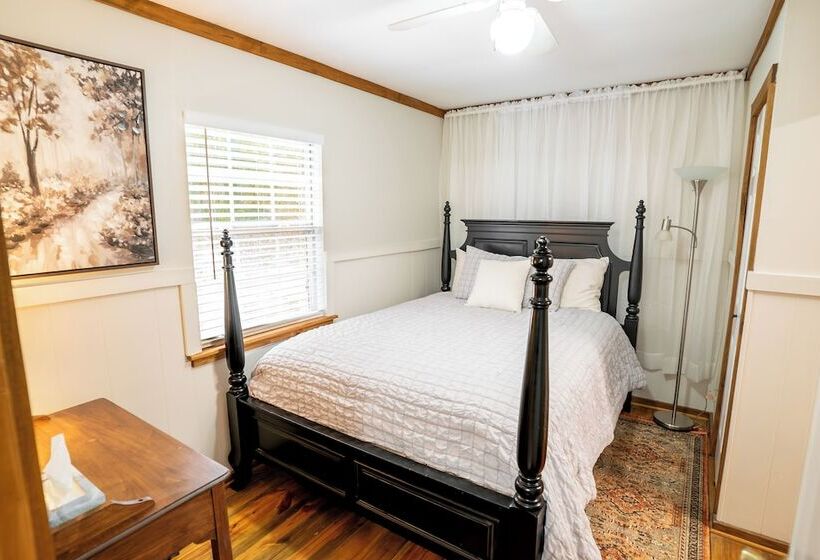 Stag Leap Cabins & Extended Stays