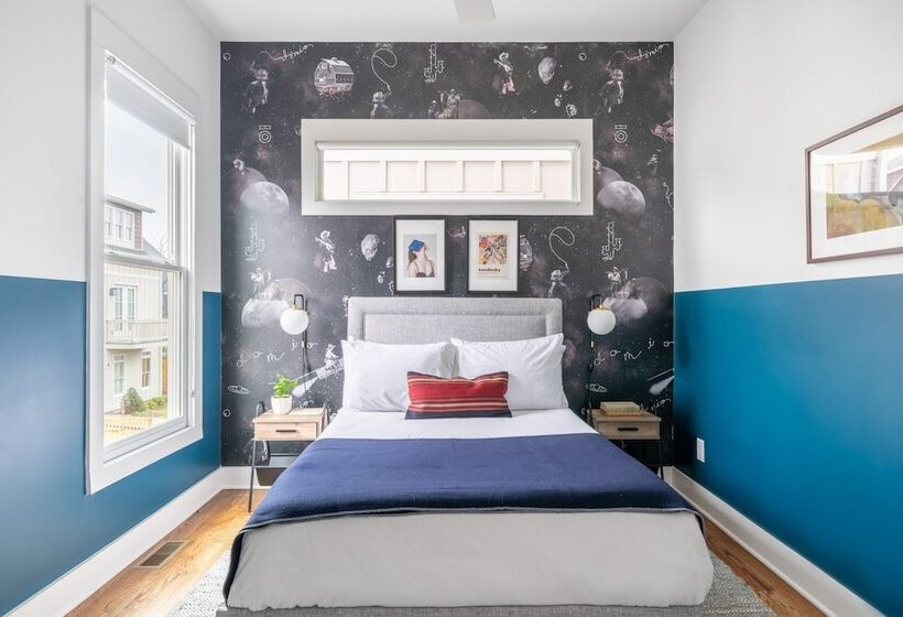 Barbara & Linda By Avantstay Stylish 2 Home Buyout In Heart Of Nashville