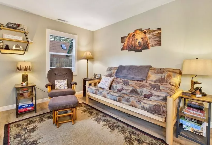 Beary Cozy Cabin #2315