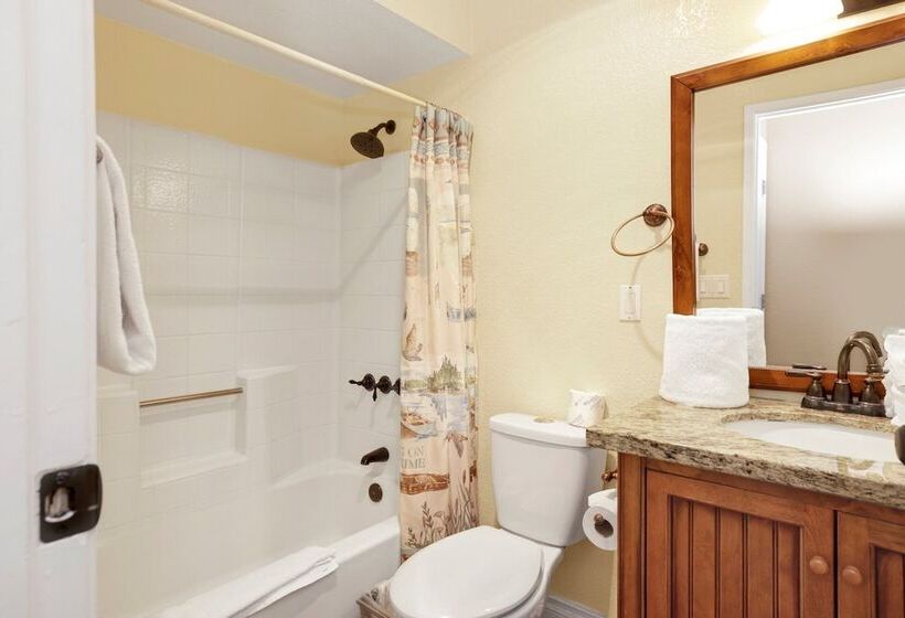 Fawnskin Chalet #1826