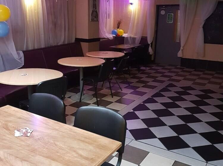 客栈  The Pink Geranium