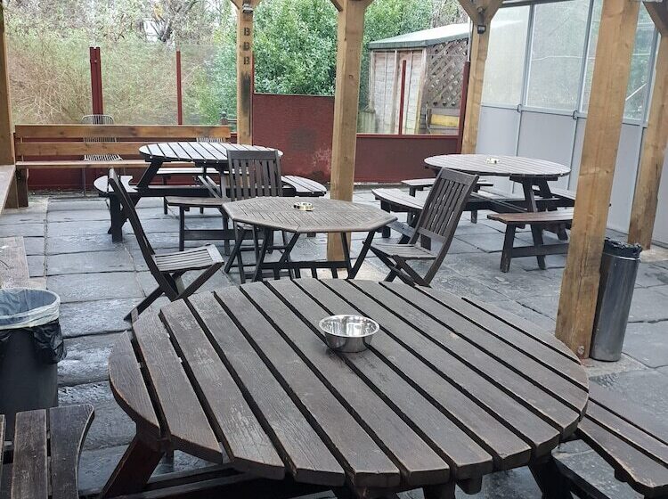 客栈  The Pink Geranium